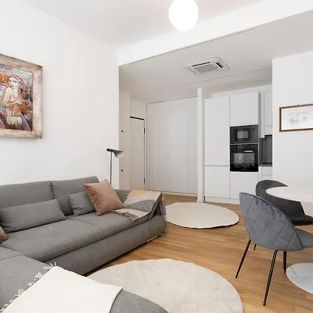 Luxury Center - Glenda Apartment Trieste