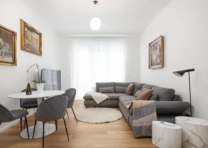 Luxury Center - Glenda Appartement *