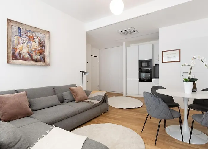 Luxury Center - Glenda Apartment Trieste