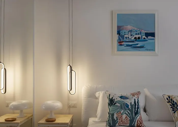 Luxury Center - Glenda *