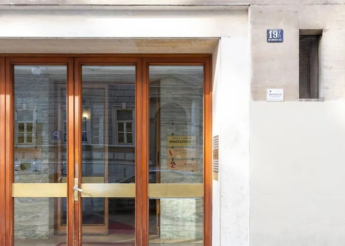 Luxury Center - Glenda Appartement *