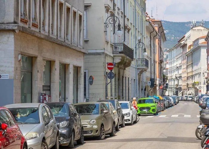 Luxury Center - Glenda * Trieste